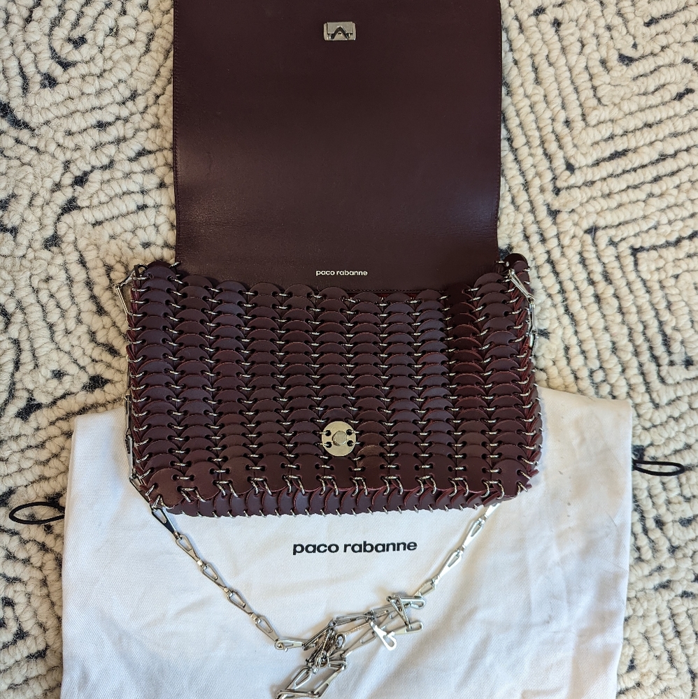 🌟Paco Rabanne Burgandy Chain Bag
